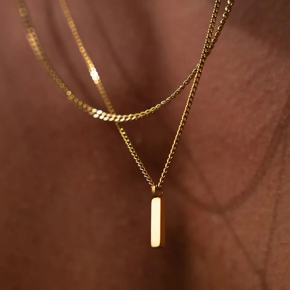 MINIMALIST SQUARE CHAIN NECKLACE